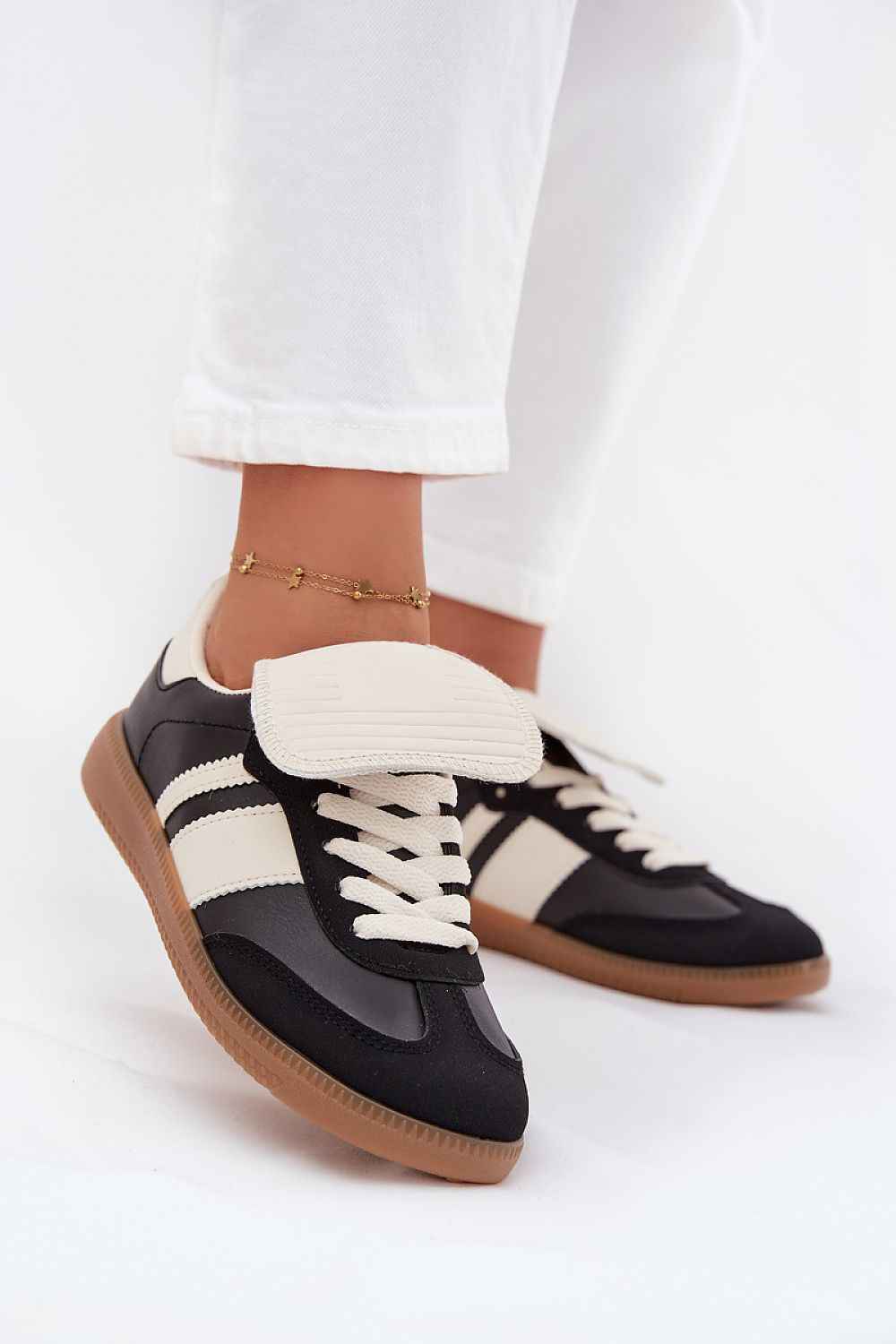 Sport Shoes model 217476